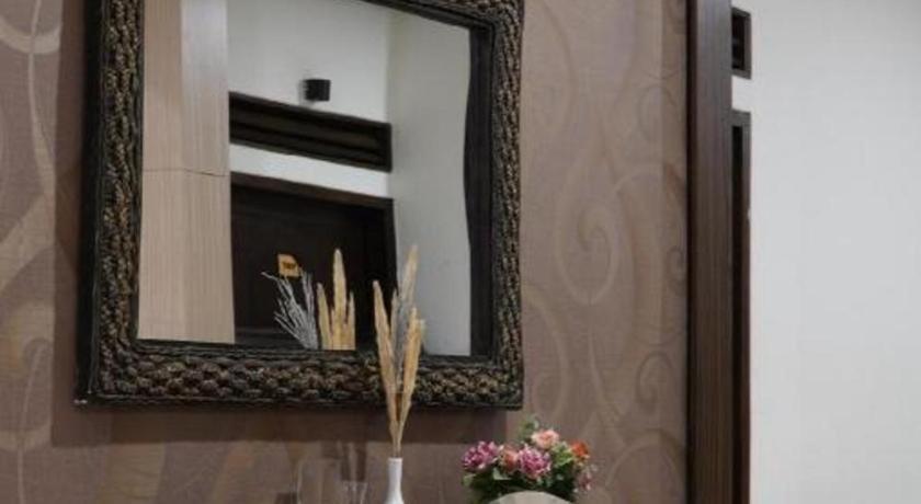Paris Day Hotel Pamanukan Hilir Экстерьер фото